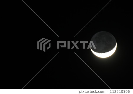 Moon age 3.2, Earthshine moon Moon age 3.2, Earthshine moon 112310506