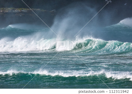 Stormy Waves Breaking 112311942
