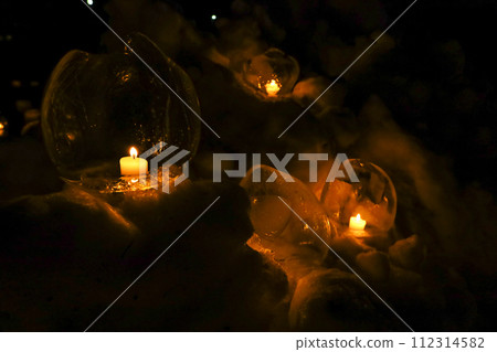 Ice and snow lanterns on the snow road Inabu Ice and snow lanterns on the snow road Inabu 112314582