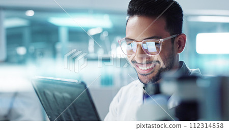 Tablet, Asian man or scientist with research in laboratory for a chemistry report or medical test feedback. Happy, person reading or science update for online medicine development news on website 112314858