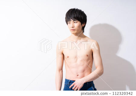 young men naked - Stock Photo [112320342] - PIXTA