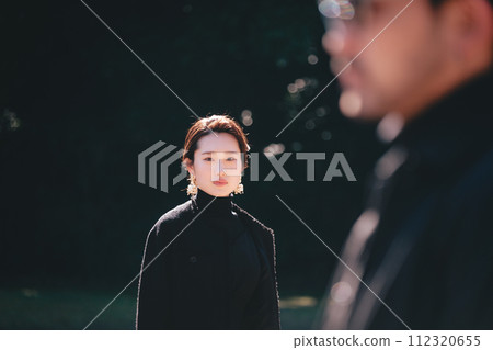 男人和女人互相傳遞 男人和女人互相傳遞 112320655