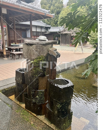 Drinkable spring water Drinkable spring water 112321476