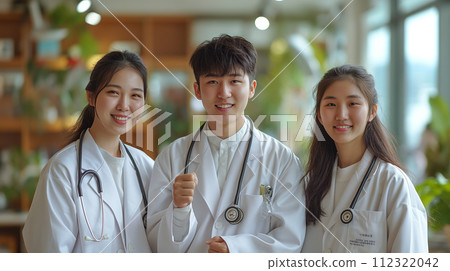 年輕護士團隊拳頭抽 112322042