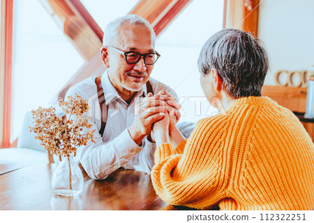 年長夫婦皮膚照片 112322251