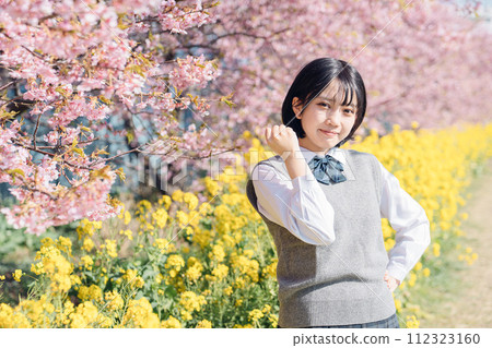 Sakura and school girls 112323160