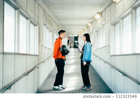 一對夫婦做約會 一對夫婦做約會 112323349