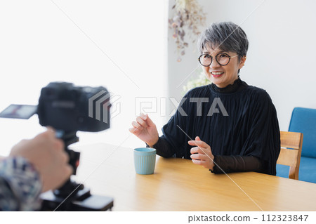 被採訪的資深婦女 112323847