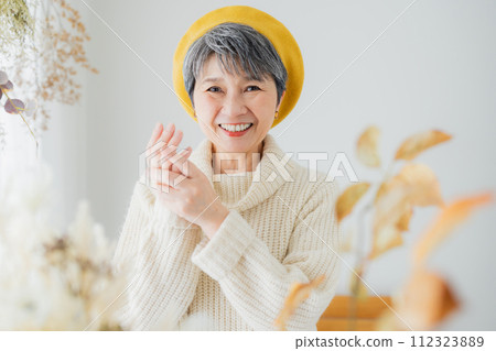 高級女性冬季手部護理 112323889