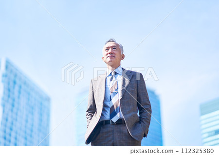商務男士 112325380