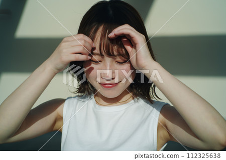 rooftop and woman 112325638