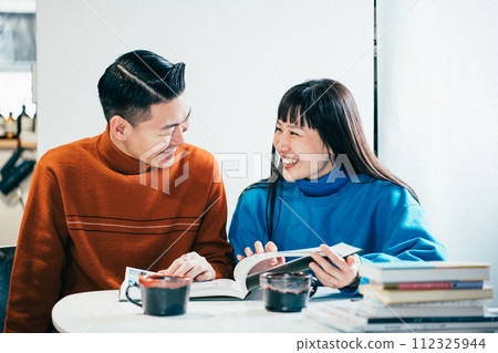 情侶的假期 112325944