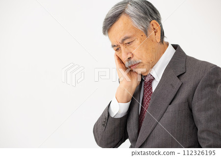 資深男性企業憂慮 112326195