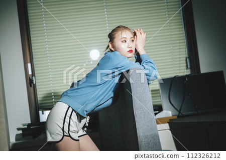 young girl snap 112326212