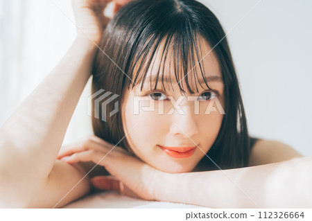 Beauty image of young women 112326664