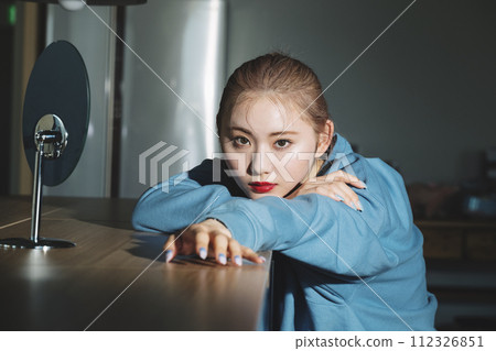 年輕女孩快照 112326851