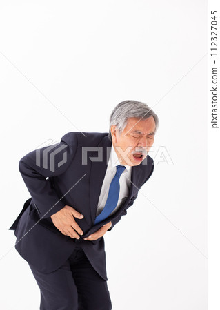 資深男性創業痛 112327045