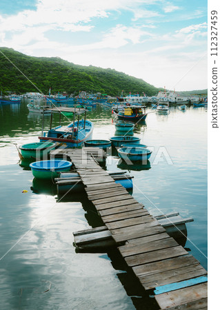 boats on the lake 112327459