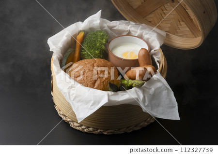 蒸籃蒸菜熱早餐 112327739