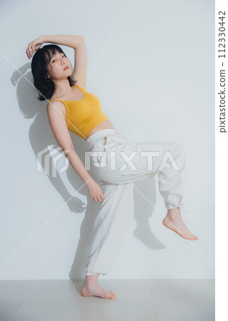 Women of sportswear 112330442