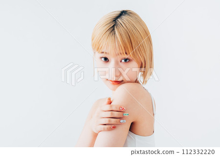 Beauty of young women Beauty of young women 112332220