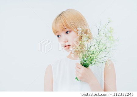 Beauty of young women 112332245