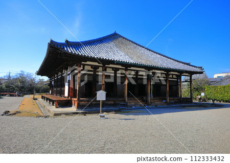 [Nara Prefecture] Gokurakubo Main Hall of Gangoji Temple in sunny weather 112333432