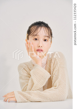 cute woman image cute woman image 112335420