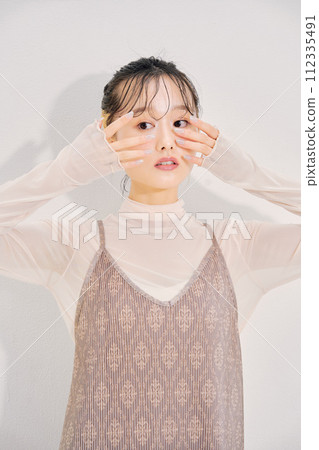 cute woman image 112335491