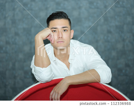 Men's portrait Men's portrait 112336988