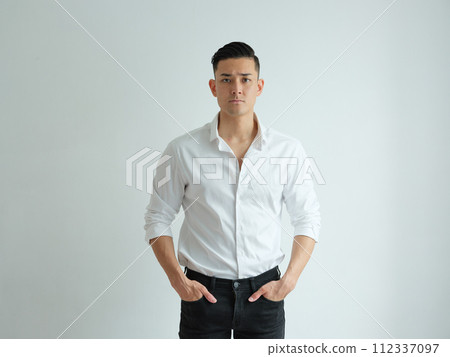 Men's portrait Men's portrait 112337097