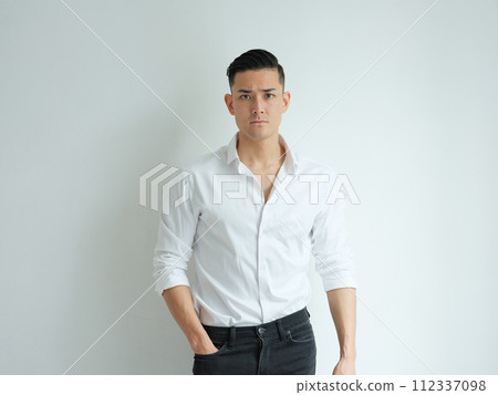 男人的肖像 男人的肖像 112337098