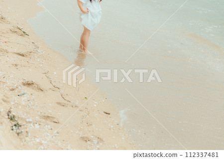 girl in the sea girl in the sea 112337481