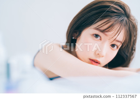 Beauty image of young women Beauty image of young women 112337567