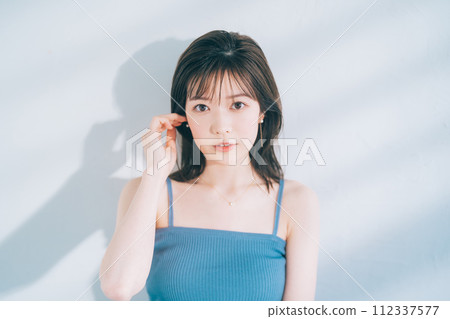 Skincare image of young woman Skincare image of young woman 112337577