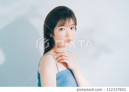 Skincare image of young woman Skincare image of young woman 112337602