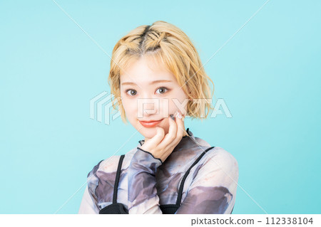 Beauty of young women 112338104