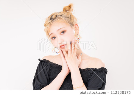 Beauty of young women Beauty of young women 112338175