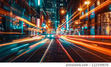 繁華城市生活的長曝光攝影。 112339878