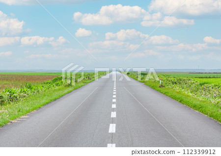 夏天的北海道，地平線之外，一條永遠持續的道路，猿府街道江沙努卡線 112339912