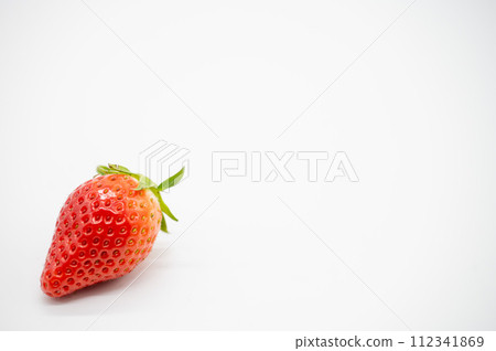 鮮紅的草莓 112341869