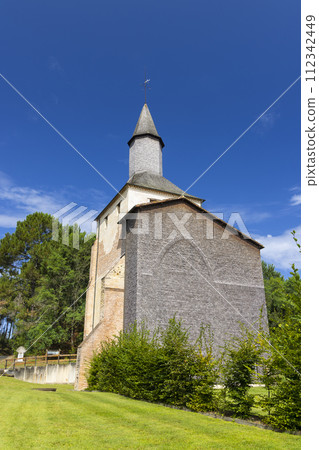 Clocher porche de Mimizan, UNESCO site, Camino de Santiago, New Aquitaine, France 112342449
