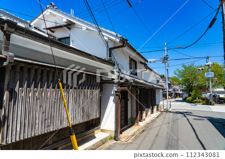 [Important Preservation District for Groups of Traditional Buildings] Sasayama Kawaramachi Tsumari Merchant House Group 2 Tamba Sasayama City, Hyogo Prefecture 112343081