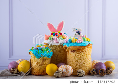 Traditional Easter cake kulich with icing Traditional Easter cake kulich with icing 112347208
