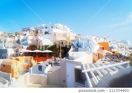 Oia, traditional greek village 112354403
