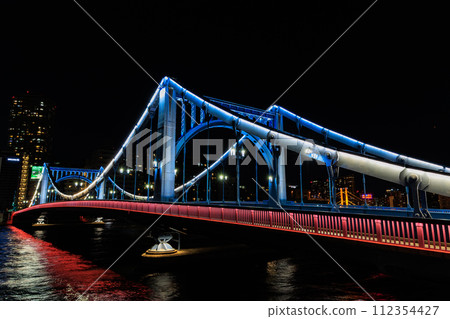 東京江東區清澄隅田川清須橋夜景 112354427