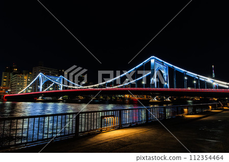 東京江東區清澄隅田川清須橋夜景 112354464