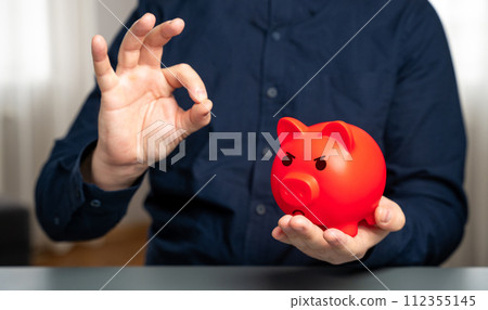 Deceiving investors about good business. Convincing the normality of dishonest deposits and savings programs. Poor financial health. High costs. Seeking advice, budgeting 112355145