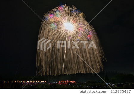 2023片貝祭4尺玉煙火升銀龍金盲小分體浮紋 112355457