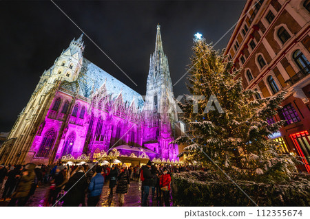 Vienna St. Stephen's Cathedral Square Christmas Market 112355674